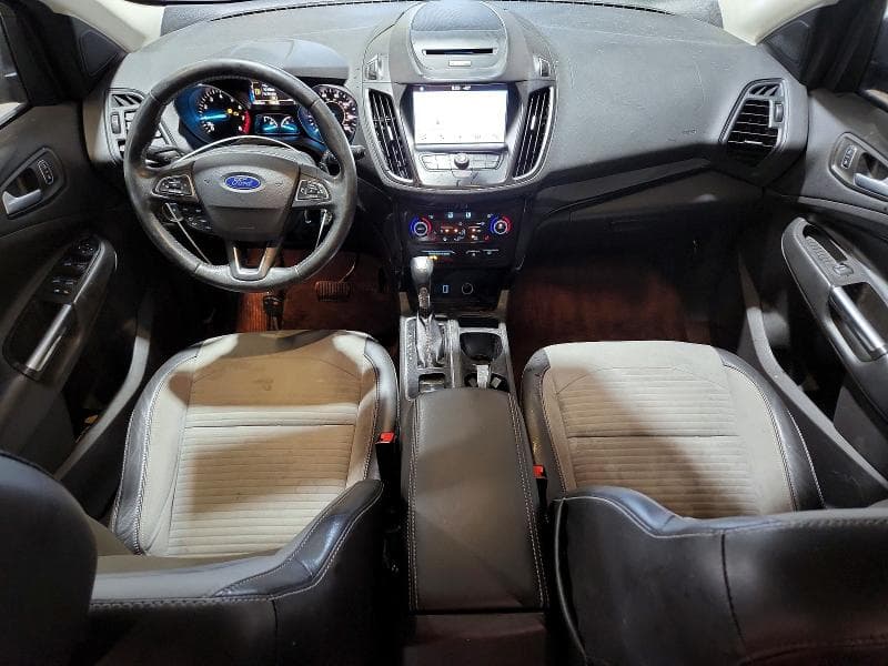 2017 FORD ESCAPE SE 8