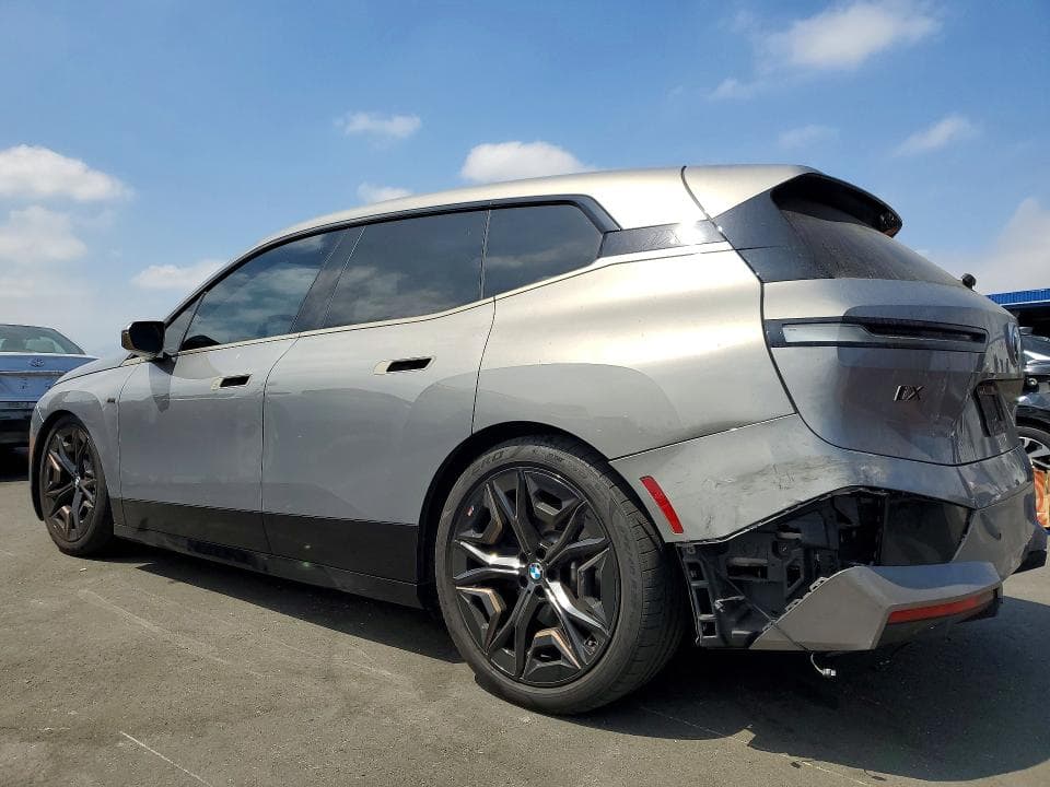 2023 BMW IX M60 2