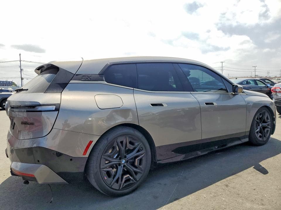 2023 BMW IX M60 3