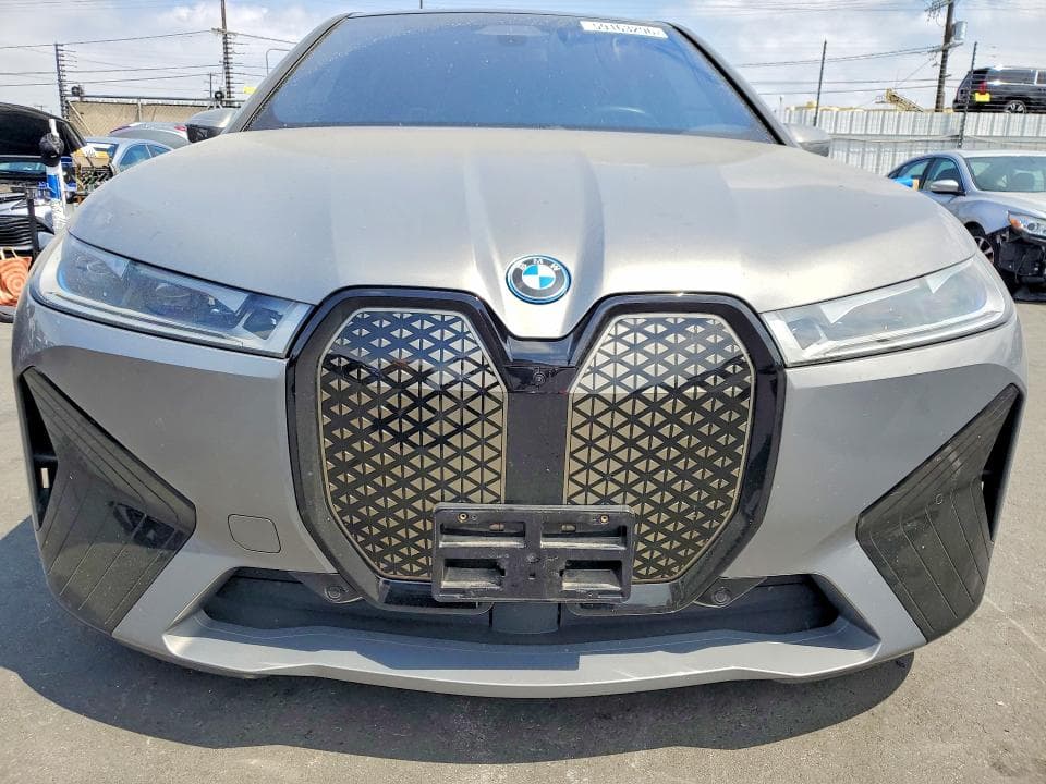 2023 BMW IX M60 5
