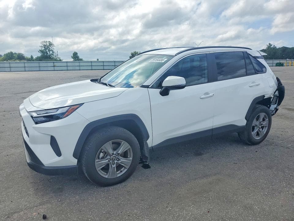 2024 TOYOTA RAV4 XLE 1