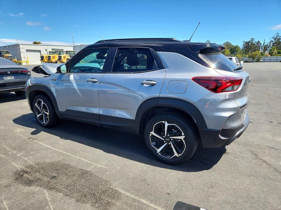 2023 CHEVROLET TRAILBLAZER RS 2