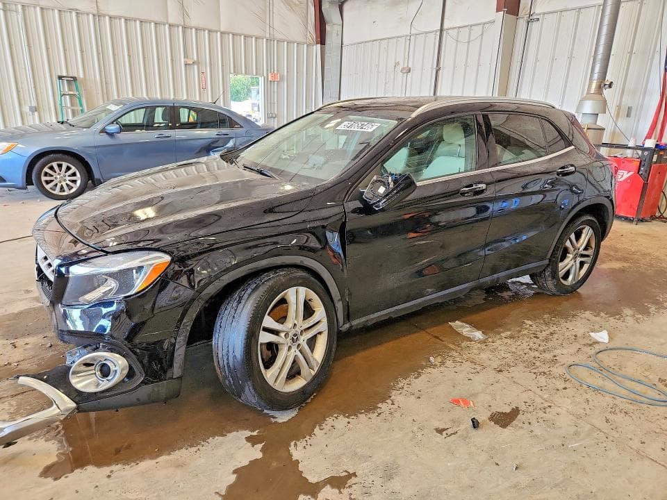 2018 MERCEDES-BENZ GLA 250 4MATIC - 1