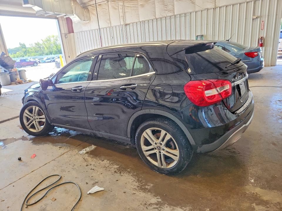 2018 MERCEDES-BENZ GLA 250 4MATIC 2