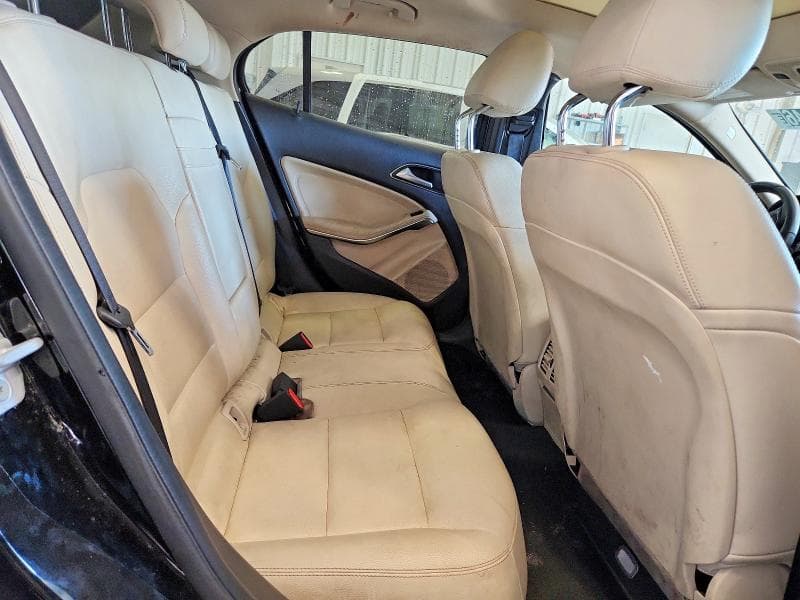 2018 MERCEDES-BENZ GLA 250 4MATIC 10