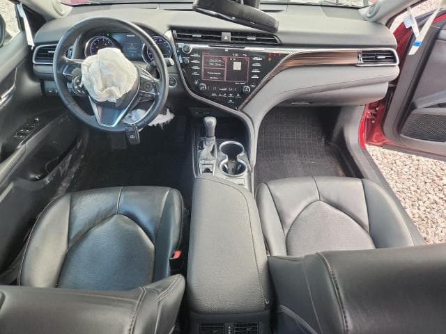 2020 TOYOTA CAMRY XLE XLE 8