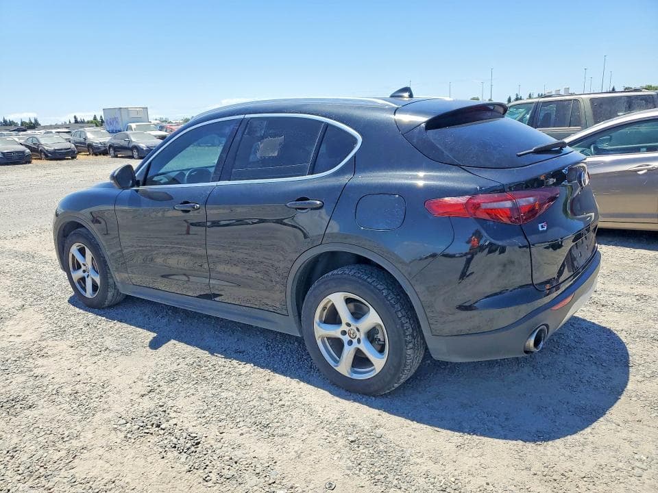 2018 ALFA ROMEO STELVIO 2