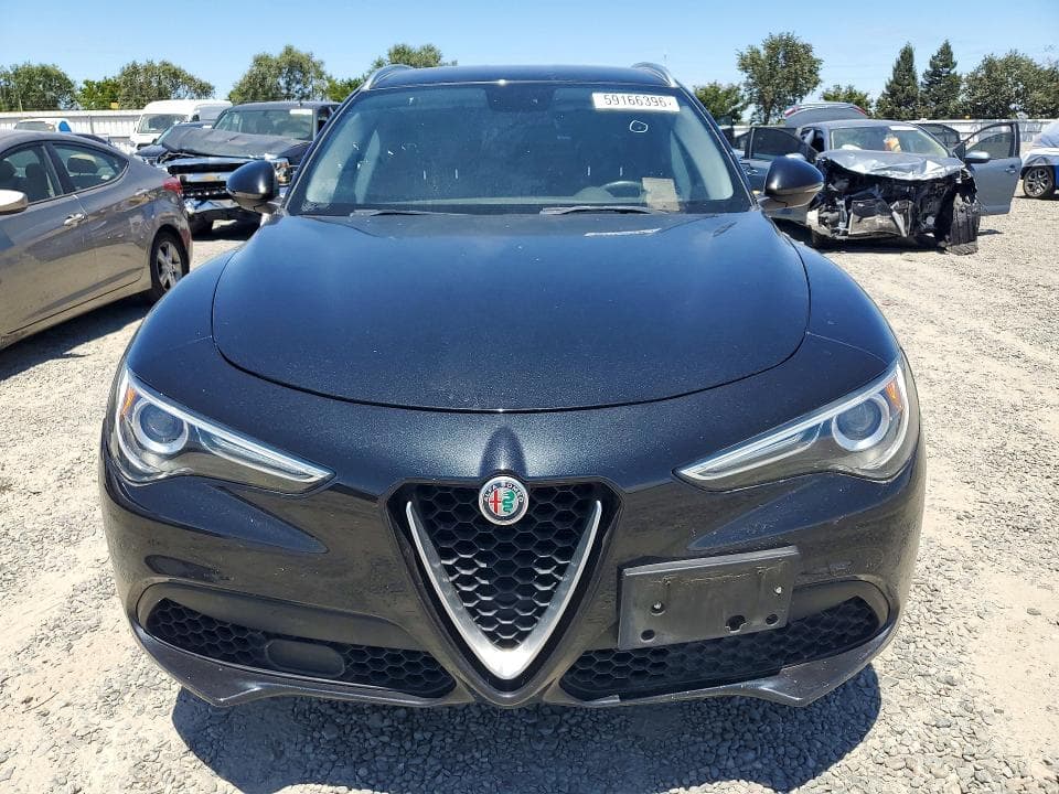 2018 ALFA ROMEO STELVIO 5