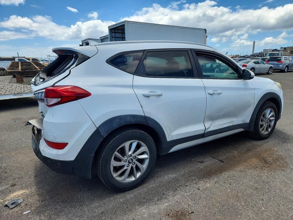 2018 HYUNDAI TUCSON SEL PLUS 3