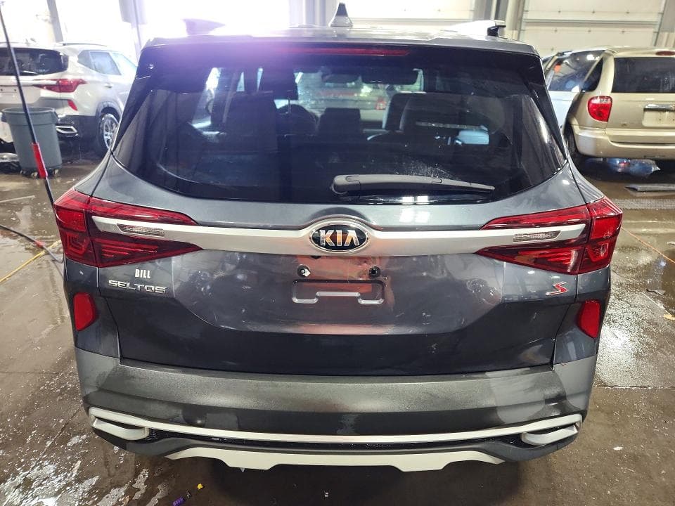 2021 KIA SELTOS S 6