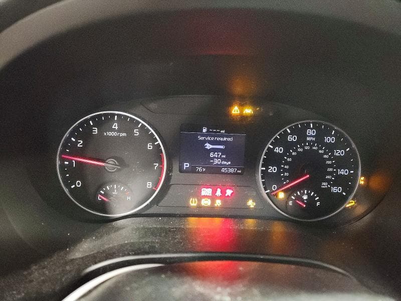 2021 KIA SELTOS S 9