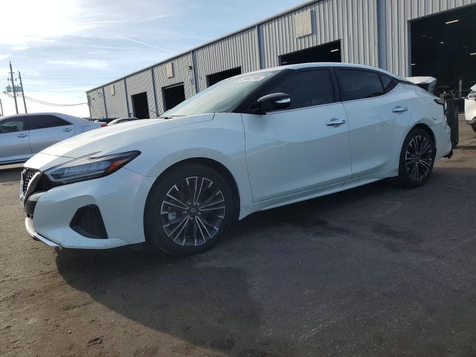 2023 NISSAN MAXIMA SV - 1
