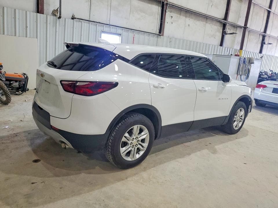2021 CHEVROLET BLAZER 1LT 3