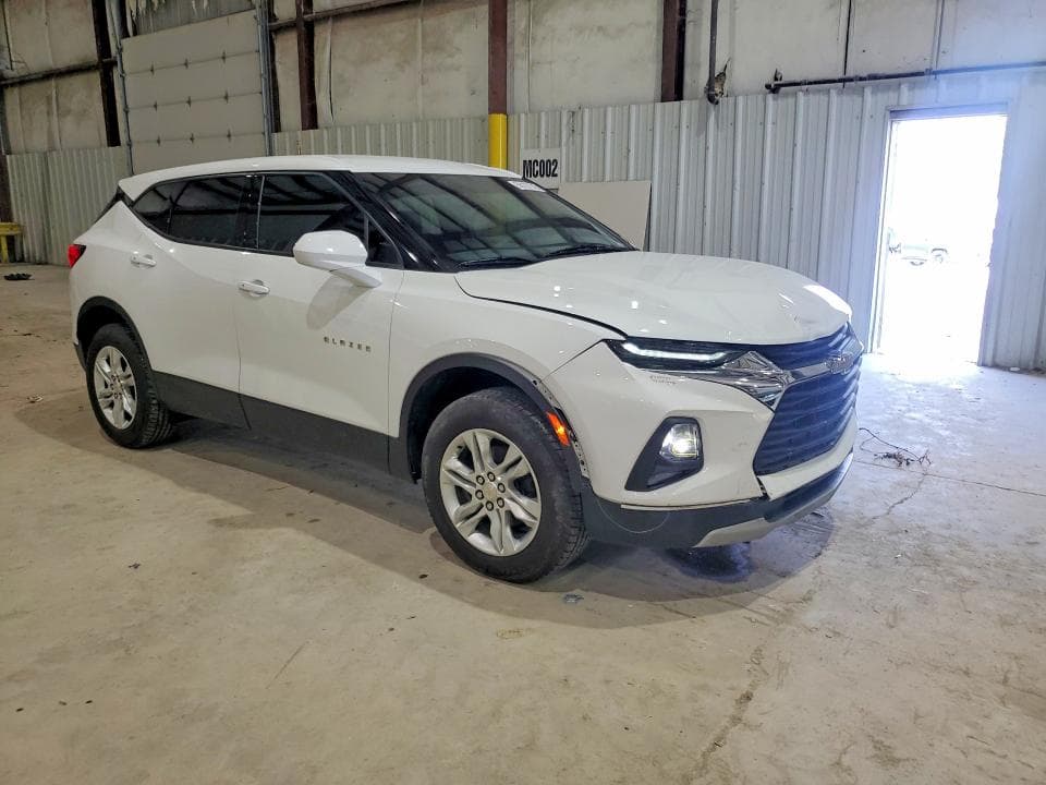 2021 CHEVROLET BLAZER 1LT 4
