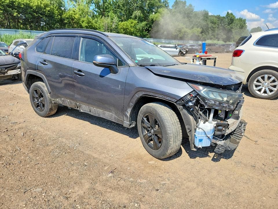 2021 TOYOTA RAV4 XLE 4