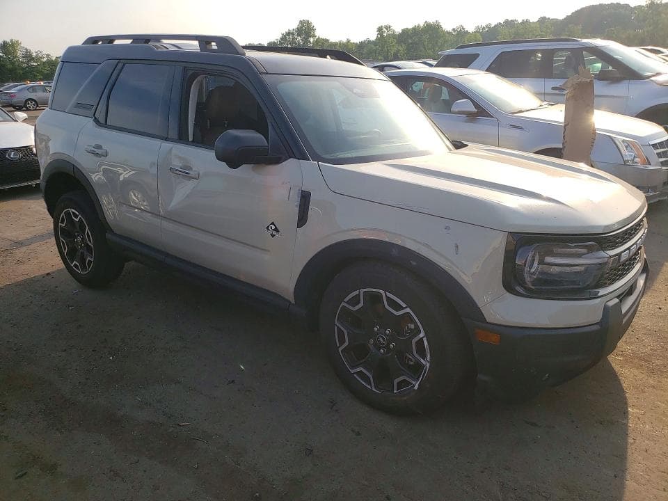 2025 FORD BRONCO SPORT OUTER BANKS 4
