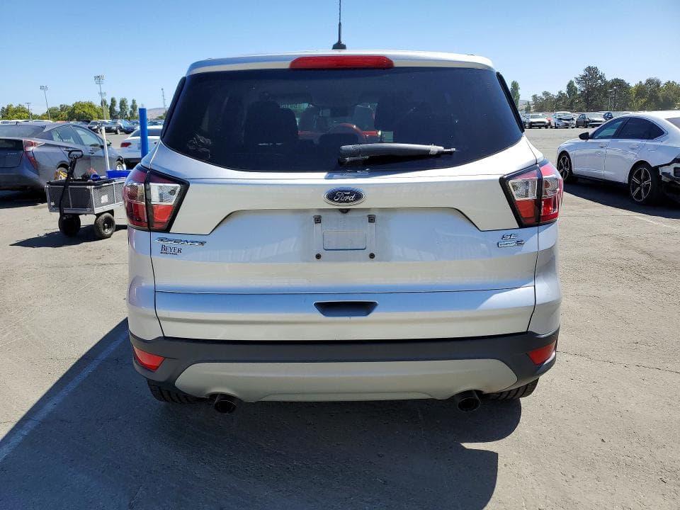 2017 FORD ESCAPE SE 6