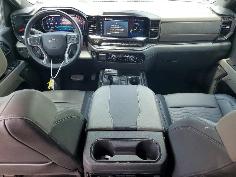 2026 CHEVROLET SILVERADO K1500 ZR2 8