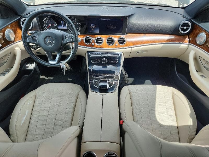 2017 MERCEDES-BENZ E 300 4MATIC 8