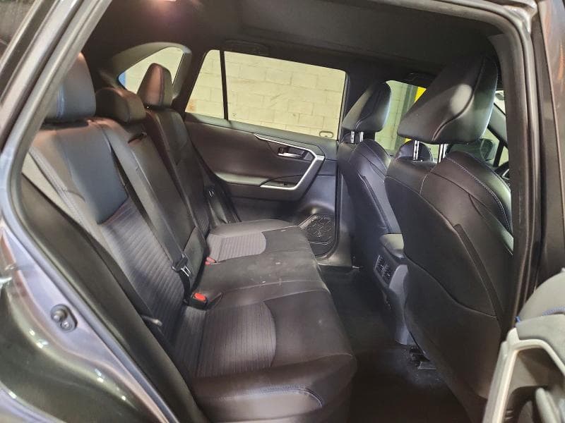 2021 TOYOTA RAV4 XSE 11