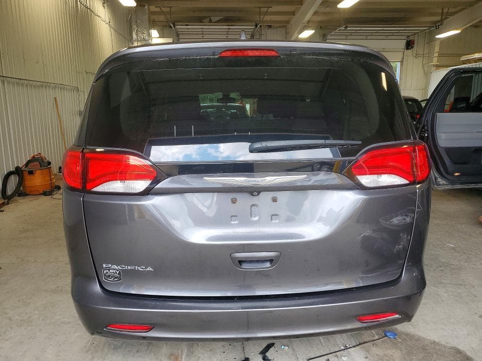 2017 CHRYSLER PACIFICA TOURING 6