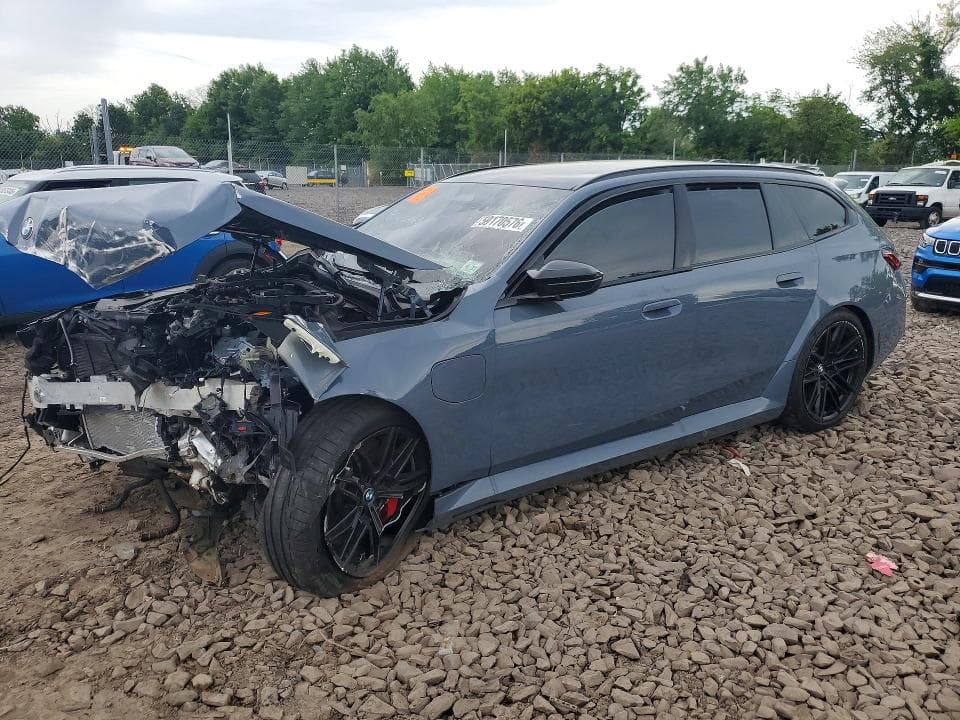 2026 BMW M5 TOURING - 1