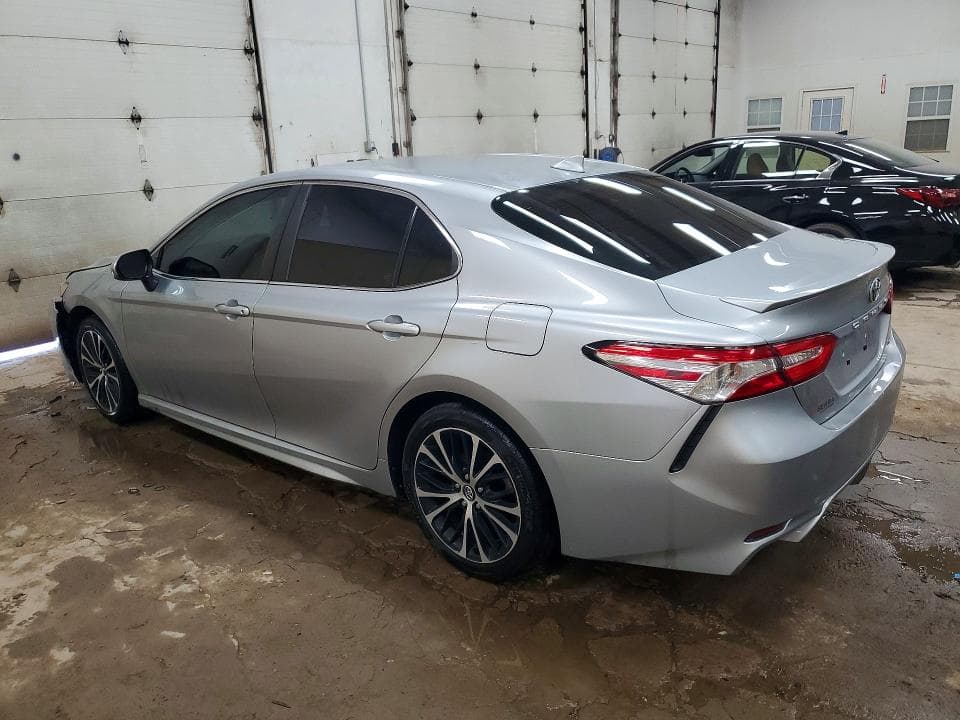 2020 TOYOTA CAMRY SE SE 2