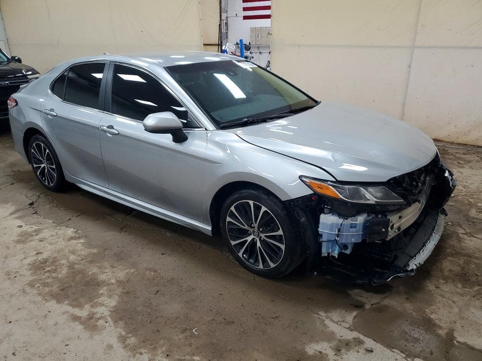 2020 TOYOTA CAMRY SE SE 4