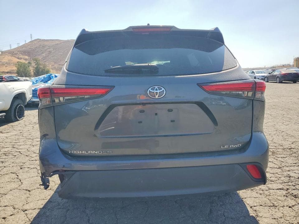 2023 TOYOTA HIGHLANDER LE 6
