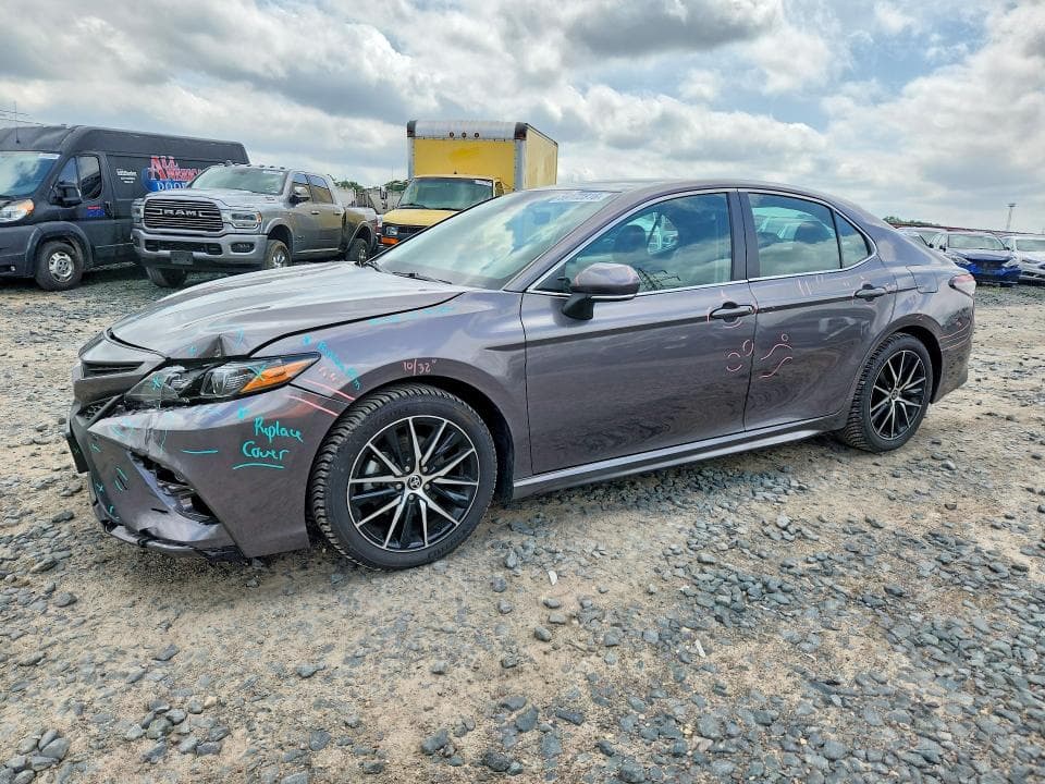 2021 TOYOTA CAMRY SE - 1