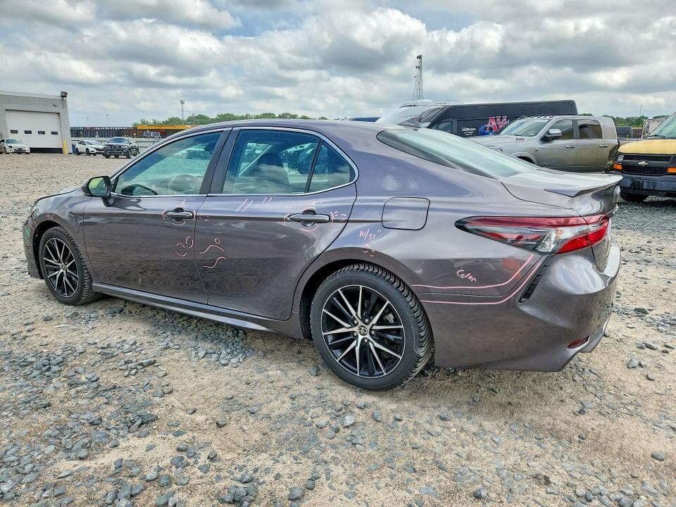 2021 TOYOTA CAMRY SE 2