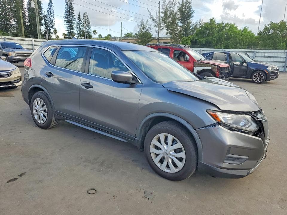 2020 NISSAN ROGUE S 4