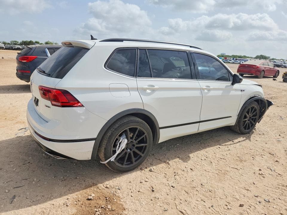 2021 VOLKSWAGEN TIGUAN SE 3