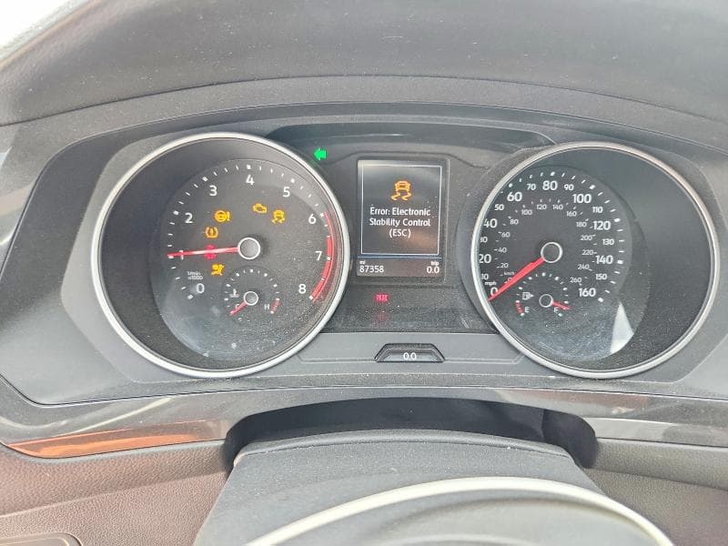 2021 VOLKSWAGEN TIGUAN SE 9