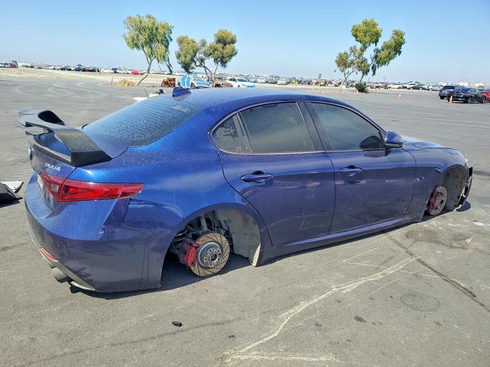 2017 ALFA ROMEO GIULIA 3