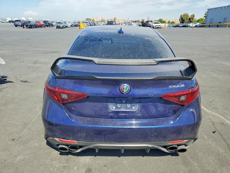 2017 ALFA ROMEO GIULIA 6