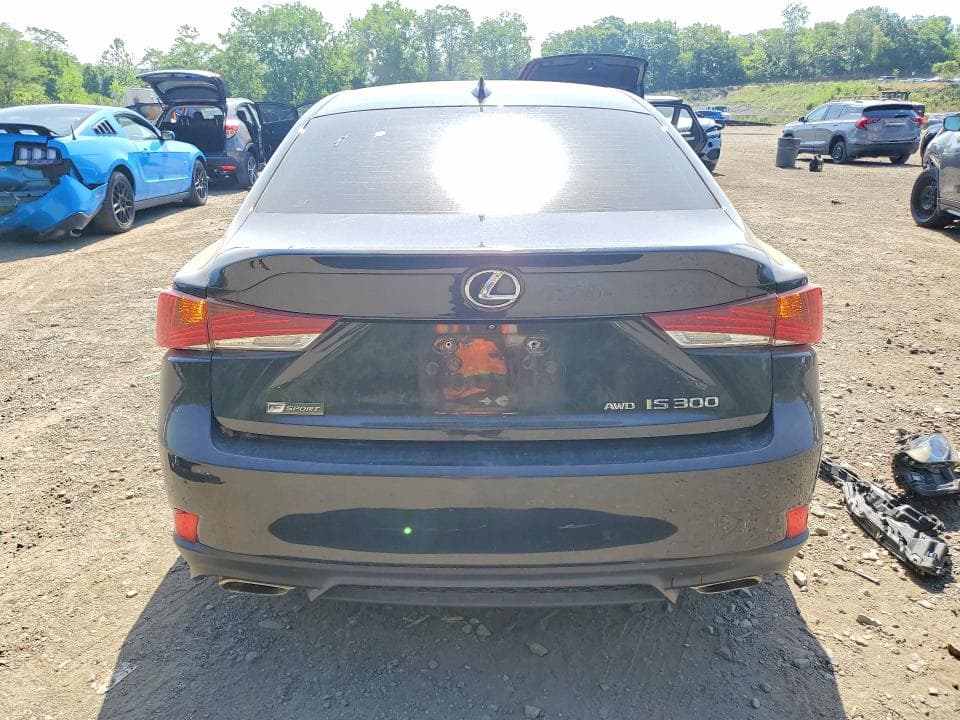 2018 LEXUS IS 300 6