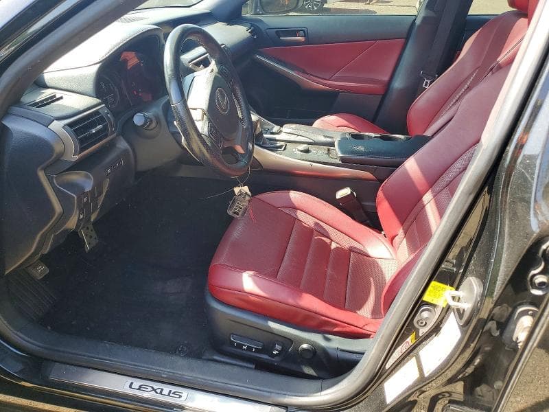 2018 LEXUS IS 300 7