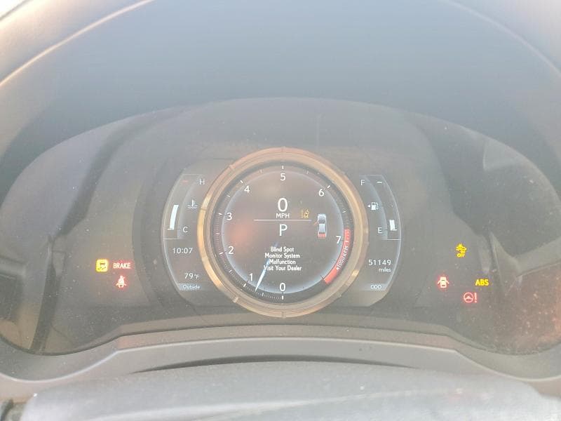 2018 LEXUS IS 300 9
