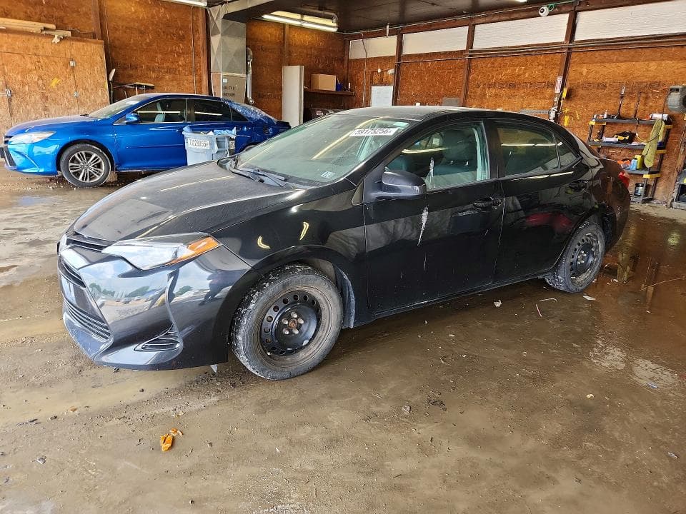 2018 TOYOTA COROLLA LE - 1