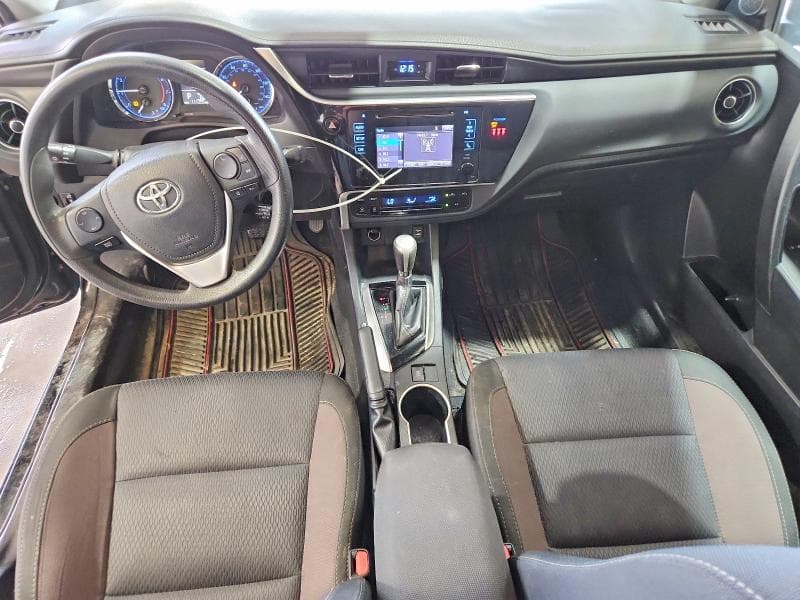 2018 TOYOTA COROLLA LE 8