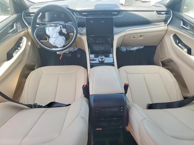 2025 JEEP GRAND CHEROKEE L LIMITED 8