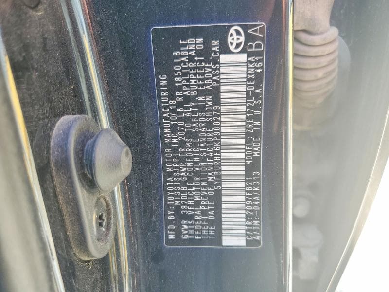 2019 TOYOTA COROLLA LE 12