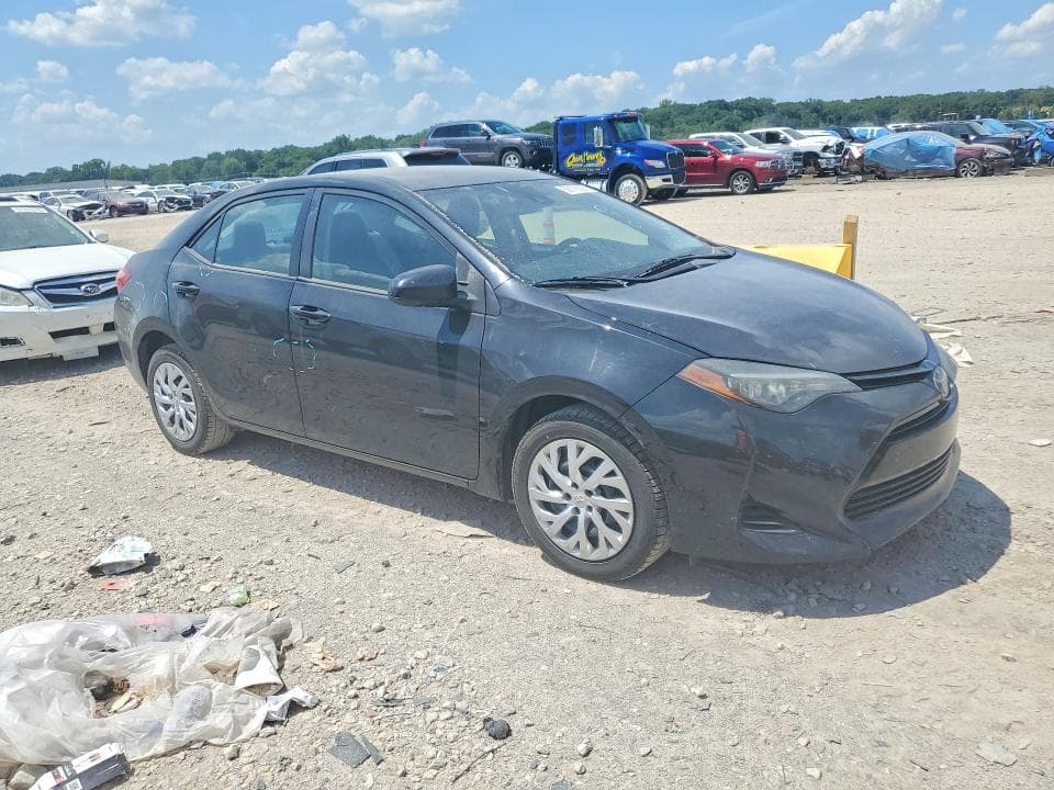 2019 TOYOTA COROLLA LE 4