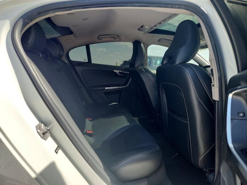 2018 VOLVO S60 DYNAMIC DYNAMIC 10