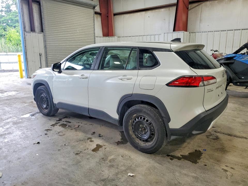 2024 TOYOTA COROLLA CROSS L 2