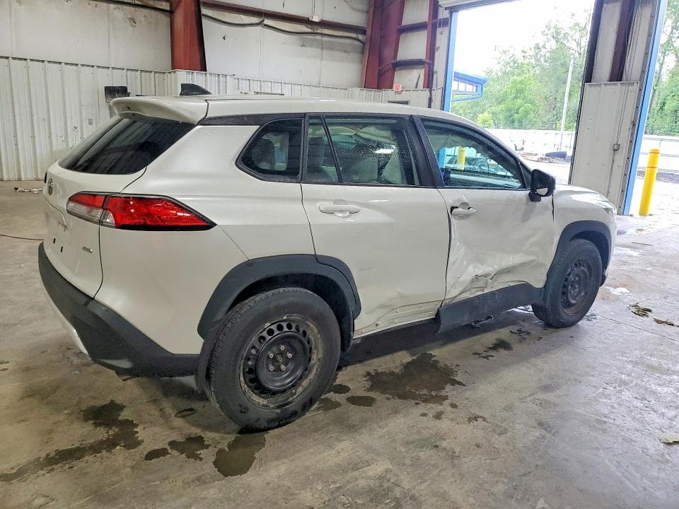 2024 TOYOTA COROLLA CROSS L 3