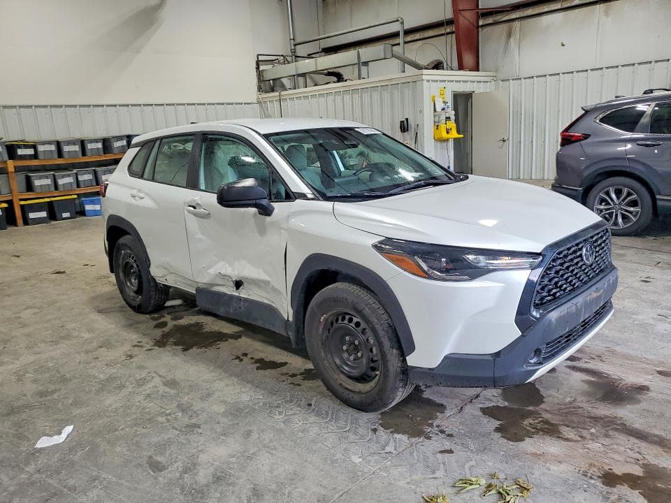 2024 TOYOTA COROLLA CROSS L 4