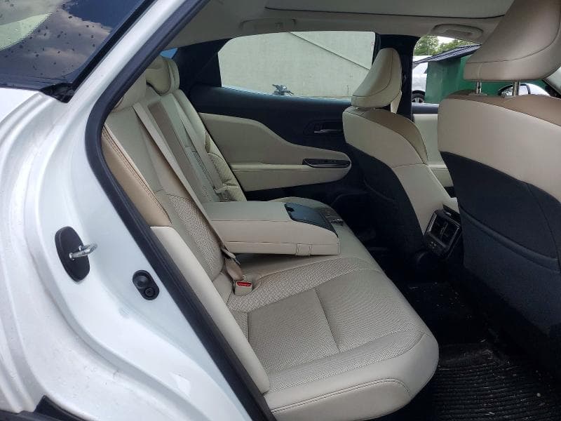 2024 TOYOTA CROWN LIMITED 10
