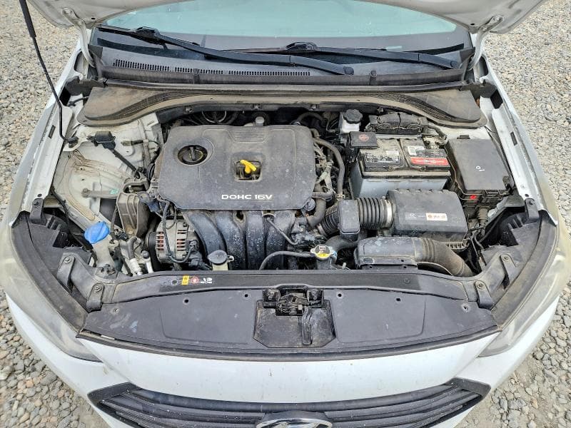 2017 HYUNDAI ELANTRA SE SE 11